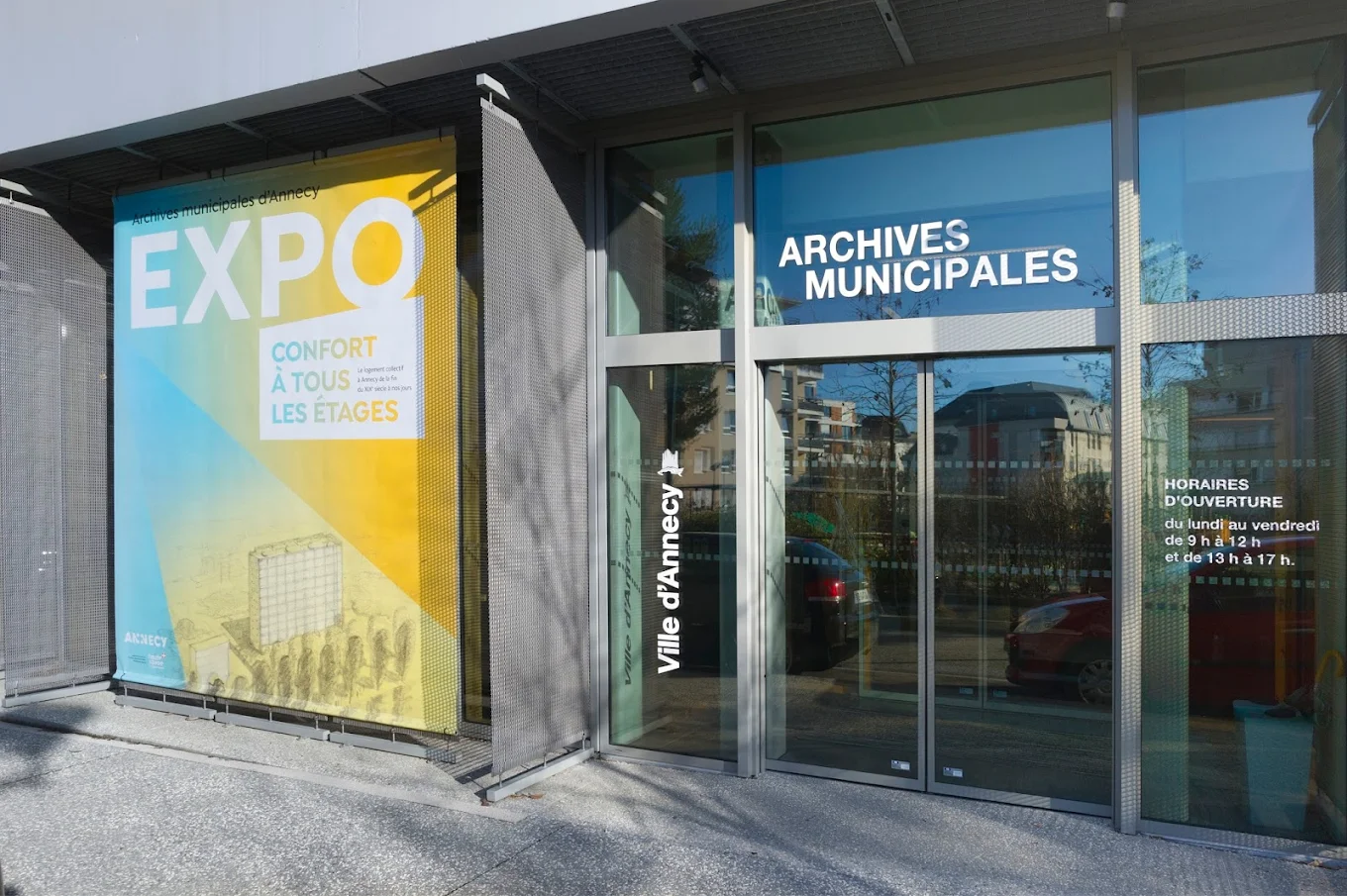 Annecy Municipal Archives - Design and layout of the poster and all elements of the exhibition on collective housing in Annecy